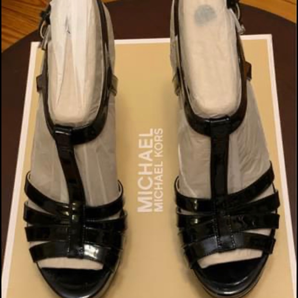 Michael Kors Women's Catalina Patent